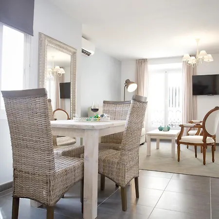Holidays2malaga Dos Aceras In Old Town & High Speed Wifi Apartment